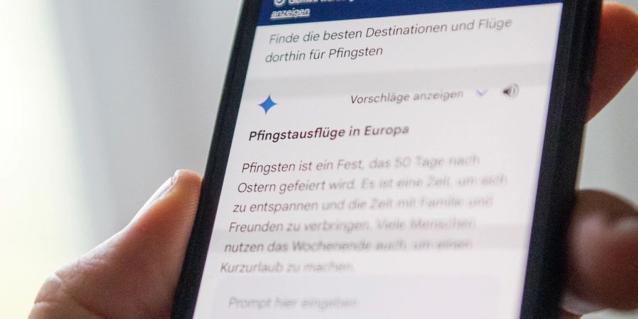 Soll etwa bei der Reiseplanung helfen: Googles KI-Chatbot Gemini kann nun mit Google-Diensten wie Maps, YouTube und Gmail verknüpft werden.