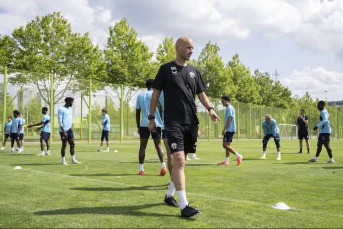 Mitchell van der Gaag hat die Arbeit beim FC Zürich aufgenommen. FC Zürich