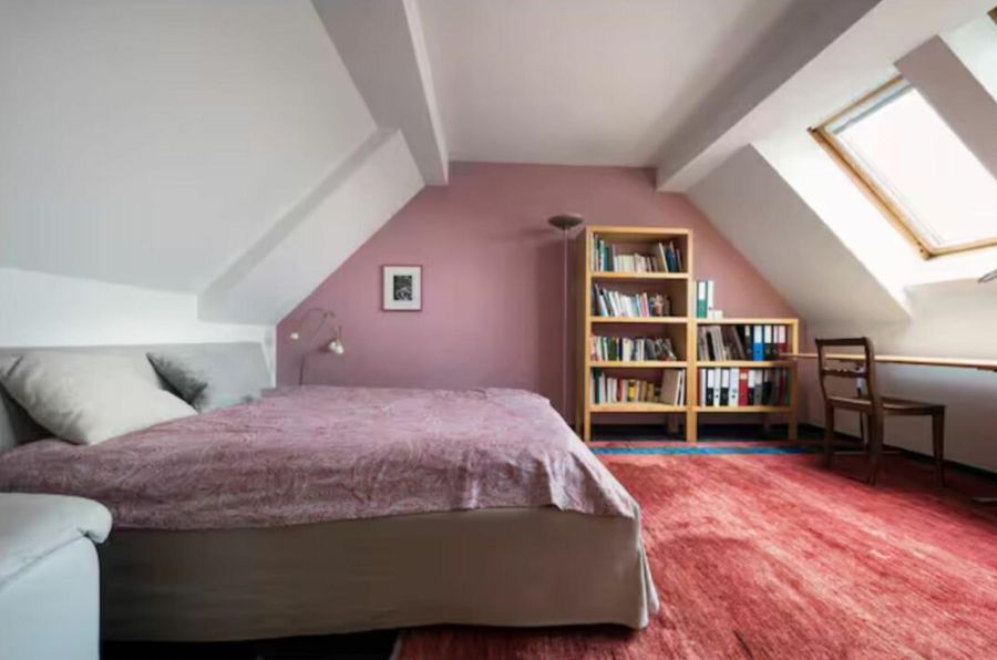 232 Quadratmeter, sieben Zimmer, drei Nasszellen und das Versprechen, dass es sich hierbei nicht einfach um ein Zuhause handle, sondern um «eine Lebensart».