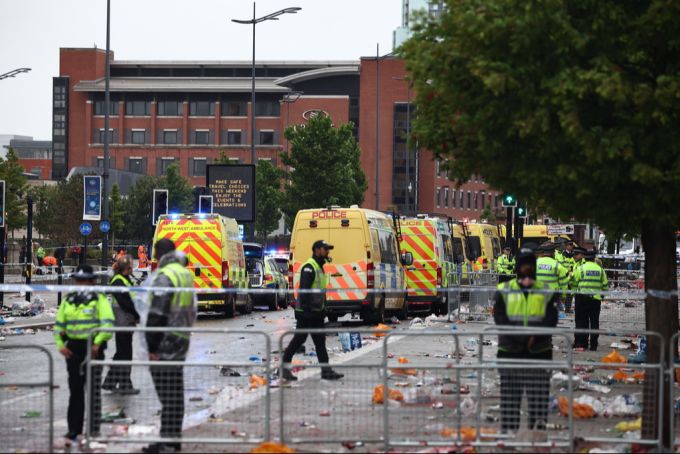 Die Polizei geht nach dem Vorfall in Liverpool nicht von einem terroristischen Hintergrund aus. Liverpool