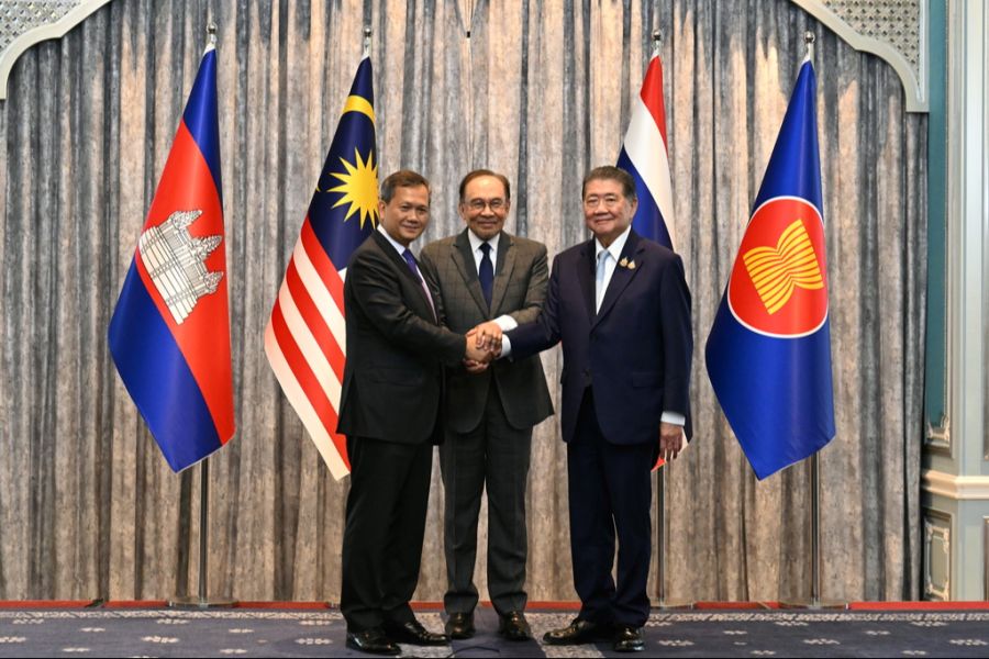 Die Regierungschefs von Thailand und Kambodscha haben sich bei Gesprächen in Malaysia auf einen Waffenstillstand geeinigt.