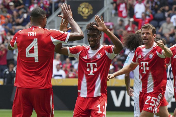 Kingsley Coman trifft gegen Auckland City doppelt. Kingsley Coman