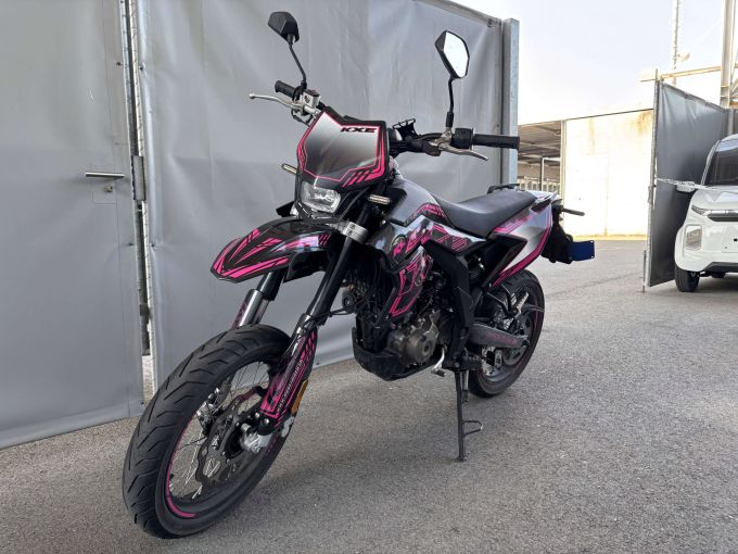 Die Motorradfahrerin wurde bei der Kollision schwer verletzt. Kollision in Schmerikon