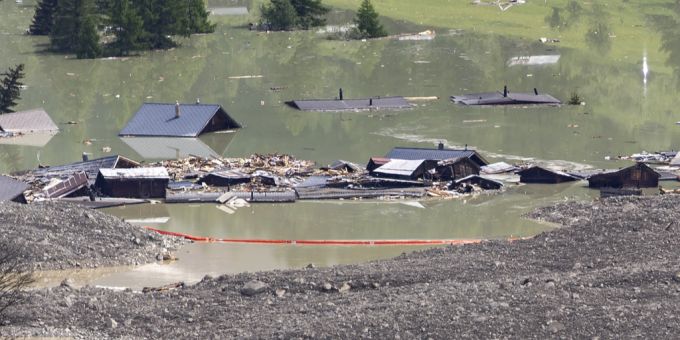 Nach der Katastrophe in Blatten VS organisierte die Musikgesellschaft Kandersteg ein Benefizkonzert. Schaden Blatten VS
