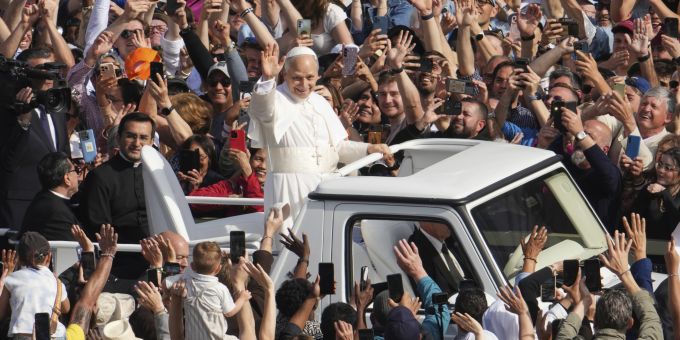 Papst Leo XIV. bei seiner Amtseinführung in Rom.
