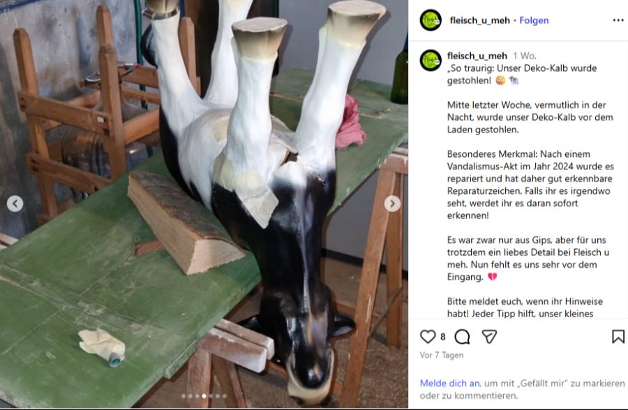 Die Gips-Figur hat sichtbare Reparaturen, welche bei der Identifizierung helfen könnten.