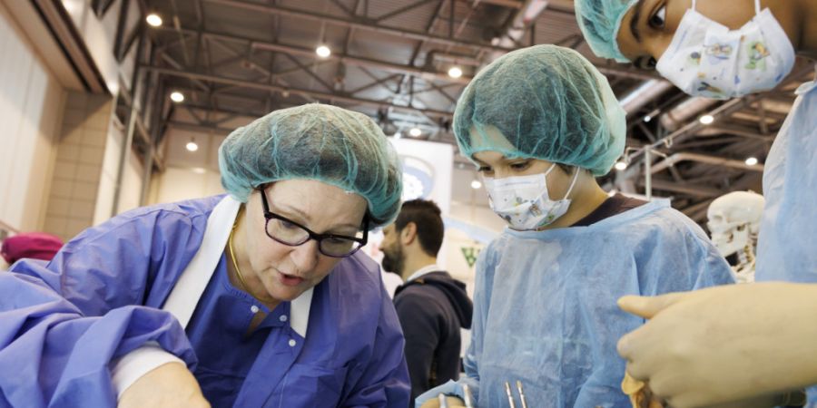 Die Qual der Wahl: Nach der obligatorischen Schulzeit ergreifen viele Jugendliche eine Berufslehre, statt weiter die Schulbank zu drücken. Das zeigt sich auch an der unveränderten Zah...