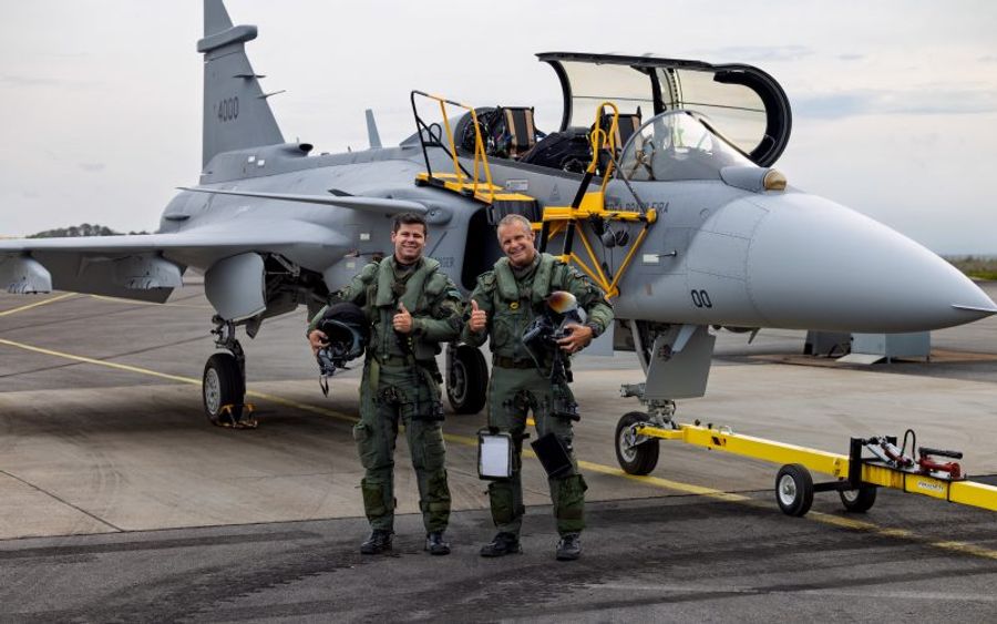 Saab Gripen F