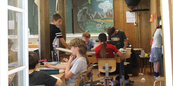 Blick in Schulzimmer