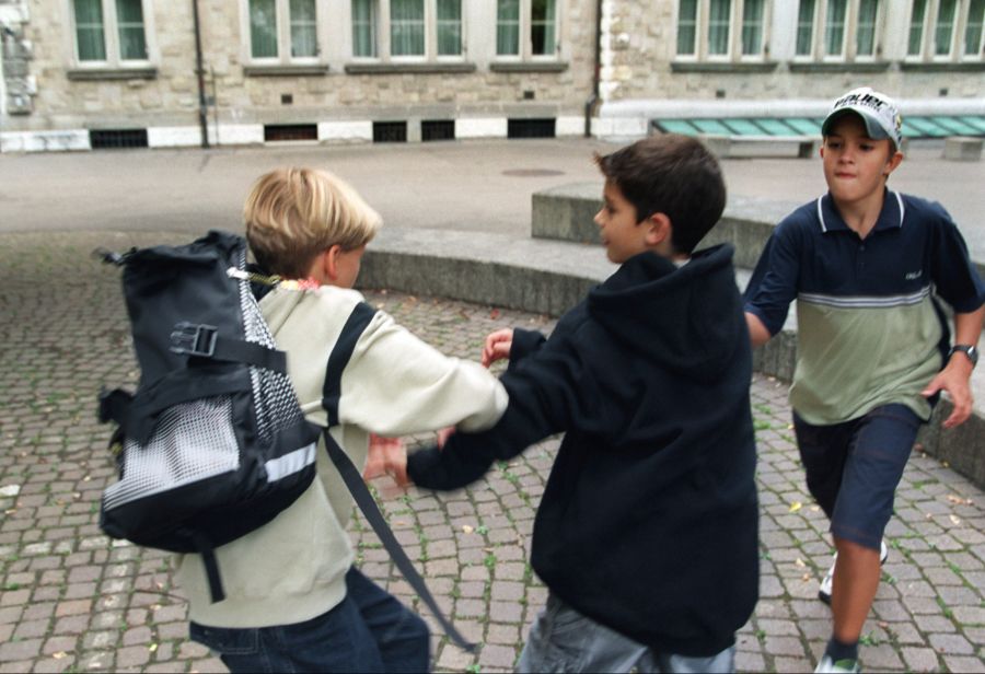 Gewalt an Schulen beschäftigt Deutschland schon seit Jahren.