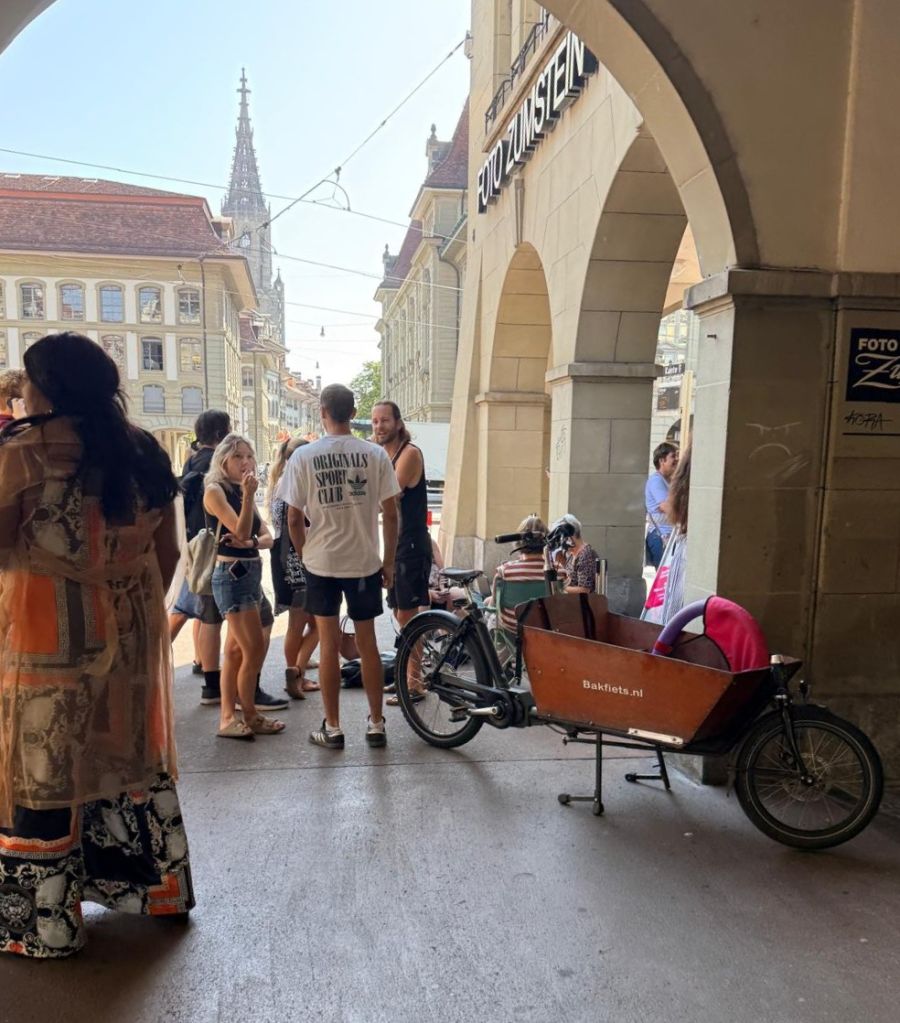 Ohne die speziellen Brillen ist der Blick in die Sonne zu gefährlich.