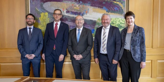 Glarus - Ersatzwahl in Glarner Regierung mischt Departementsverteilung auf