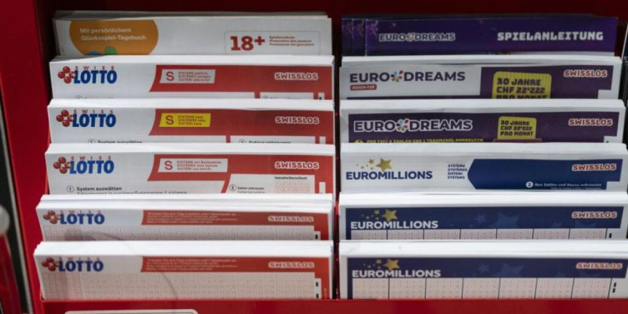 Wer Swisslos spielt, zahlt indirekt in den Aargauer Swisslos-Fonds ein. Der Aargauer Regierungsrat will den Swisslos-Anteil für den Sport nicht erhöhen. (Symbolbild)