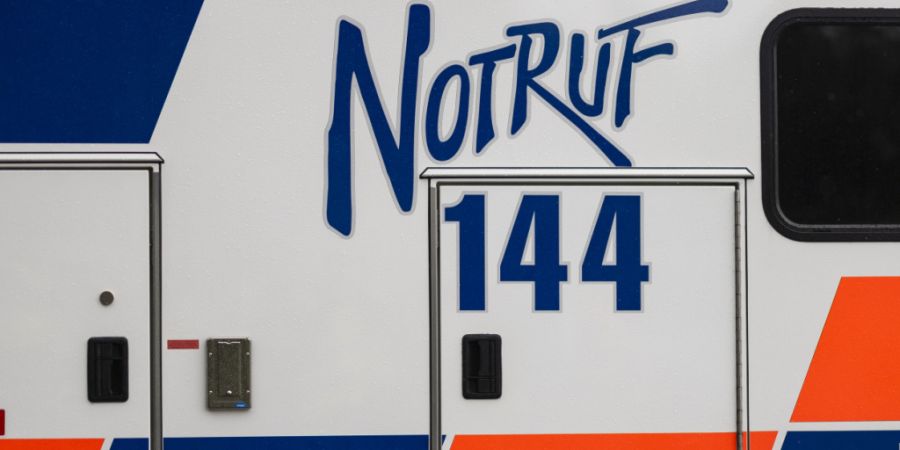 Am Sonntagmorgen brannte es in einer Wohnung in Zürich-Altstetten. Eine Person musste ins Spital gebracht werden. (Symbolbild)