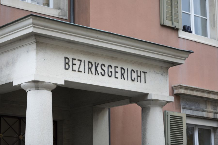 Das Urteil: Schuldig, jedoch muss er nur für die Gerichtskosten von 1000 Franken aufkommen – die Geldstrafe entfällt.