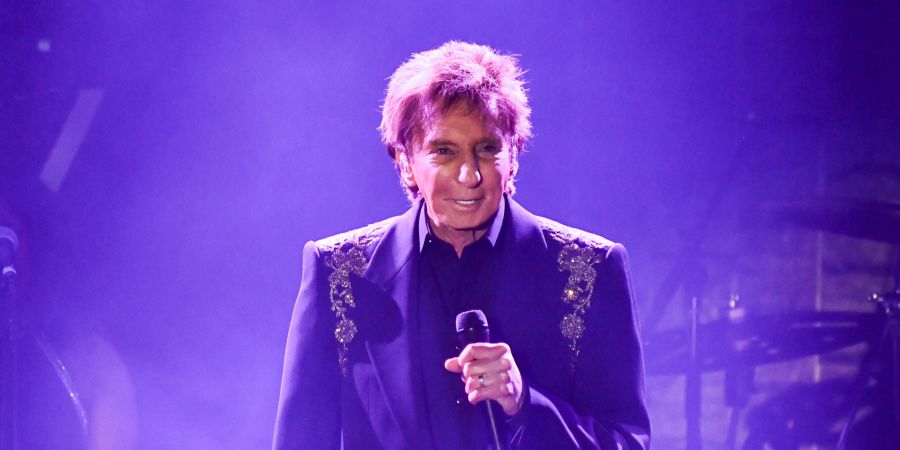 barry manilow