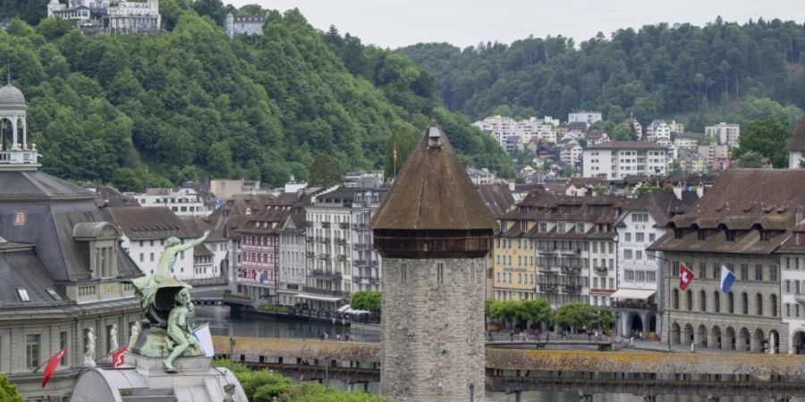 Die Stadt Luzern erzielte 2025 erneut ein wesentlich besseres Jahresergebnis als budgetiert. (Archivaufnahme)