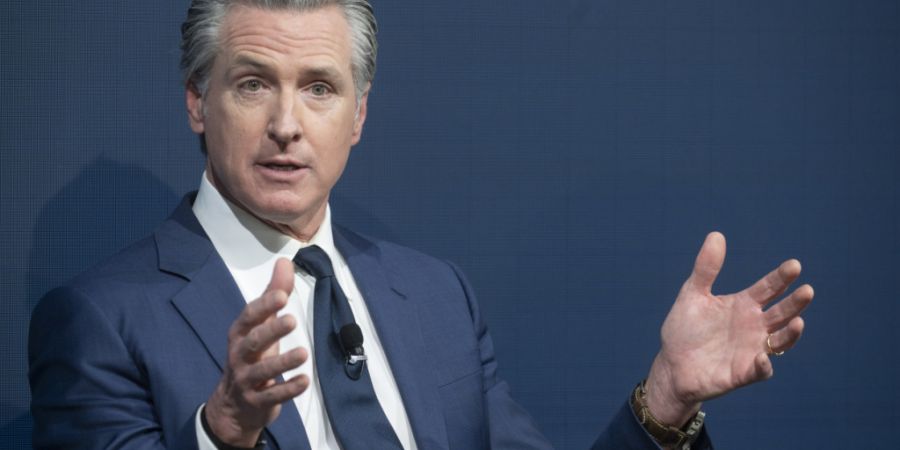 Gavin Newsom, Gouverneur des US-Bundesstaates Kalifornien nimmt an der 62. Münchner Sicherheitskonferenz teil. Foto: Marijan Murat/dpa