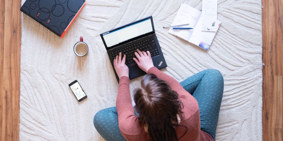 Nur nicht zu anstrengend: So stellen sich viele die Generation Z bei der Arbeit vor. Doch das lässt sich nicht pauschalisieren. (Symbolbild)