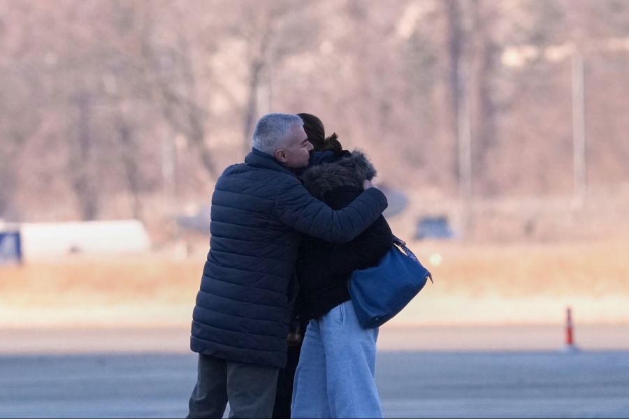Vielen Familien wird abgeraten, sich direkt von den Verstorbenen zu verabschieden.