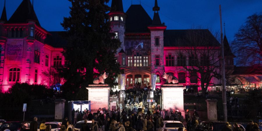 An der Museumsnacht sind die teilnehmenden Häuser in buntes Licht getaucht. (Archivbild)