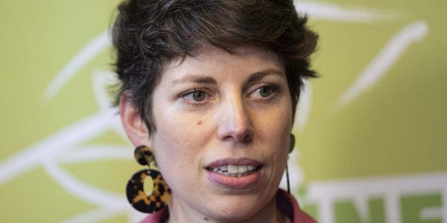 Die Grünen verzichten auf das Referendum gegen das umstrittene Sparpaket des Bundes. Das gab Parteipräsidentin Lisa Mazzone vor den Medien bekannt.