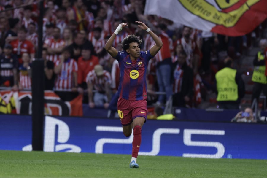 Der 18-Jährige will sofort mehr, die Gäste sind heiss.