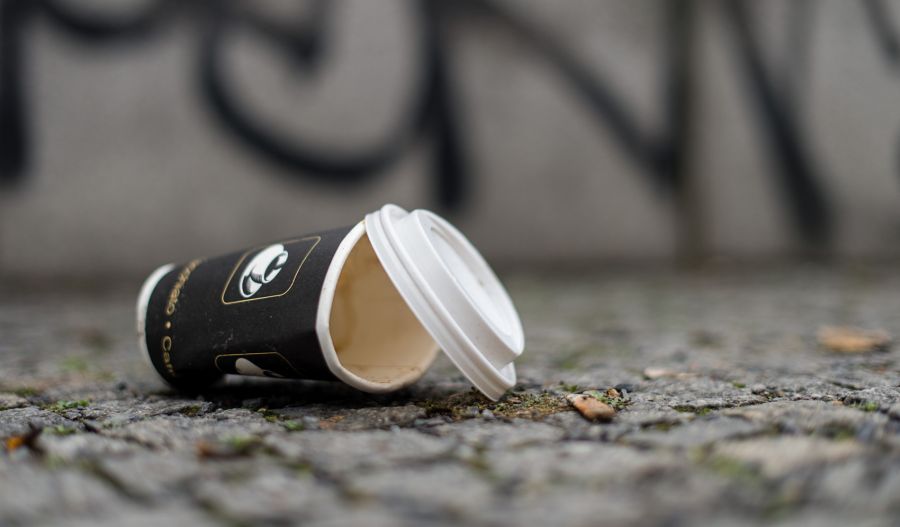 Auch eine Verpackungssteuer wird in der deutschen Millionen-Metropole derzeit diskutiert.