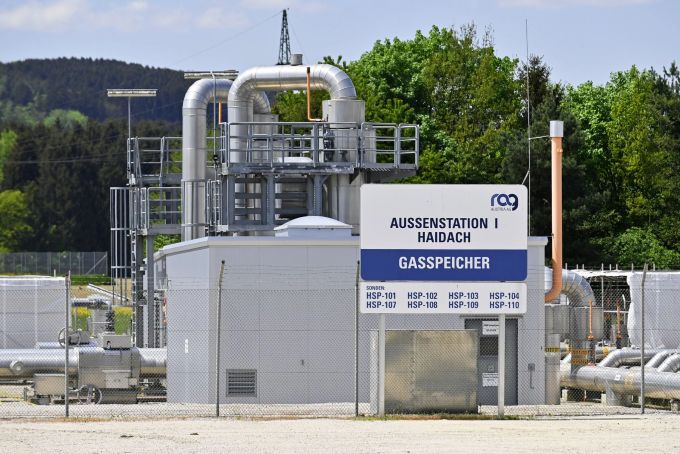 Auf Speicher wie den in Haidach werden die österreichischen Gas-Versorger nach dem Stopp der Lieferungen aus Russland wohl zurückgreifen. Gasspeicherstation Haidach