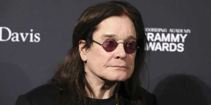 Ozzy Osbourne greift (mal wieder) zu Marihuana. Ozzy Osbourne