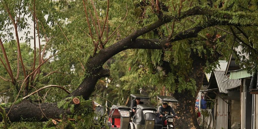 «Man-Yi», der auf den Philippinen «Pepito» genannt wird, ist der sechste Sturm innerhalb eines Monats, der über den Inselstaat zieht.