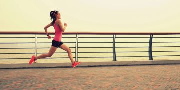 Frau beim Joggen