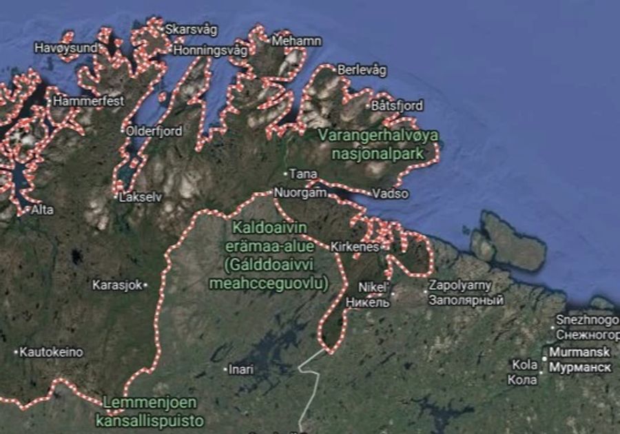 Im Norden, östlich von Hammerfest, grenzt Norwegen an Russland.