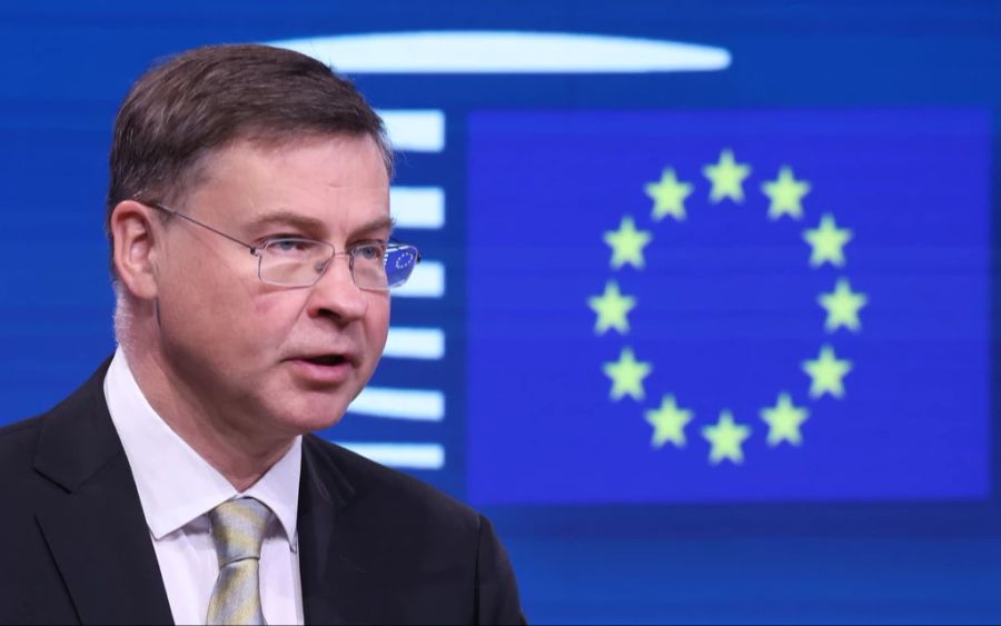 valids dombrovskis