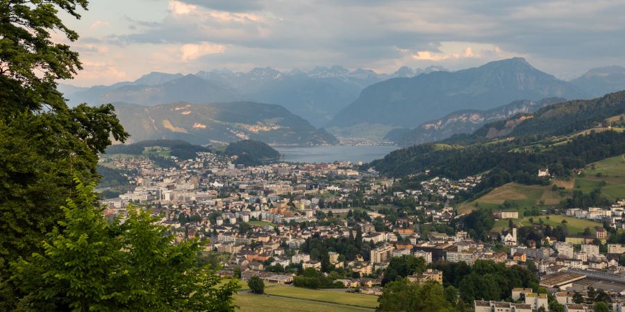 Der wunderschöne Ausblick vom Sonnenberg.