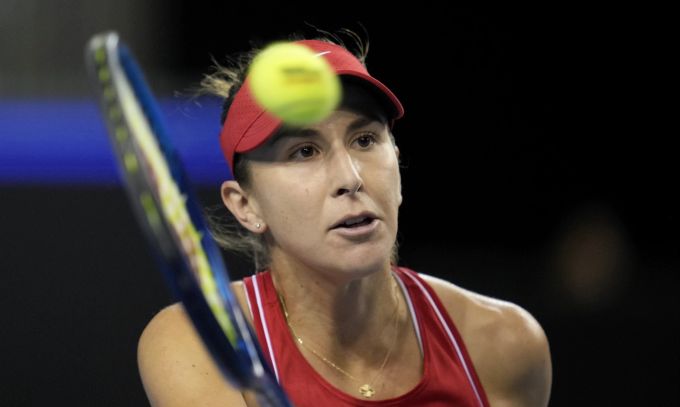 Belinda Bencic bezwingt im zweiten Einzel Ajla Tomljanovic problemlos. Billie Jean King Cup