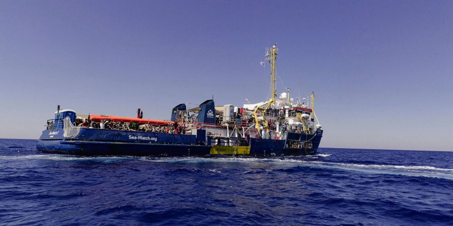 Einer der Vorgänger des neuen Schiffs: Die Sea Watch 3 im Einsatz im Juli auf dem Mittelmeer.