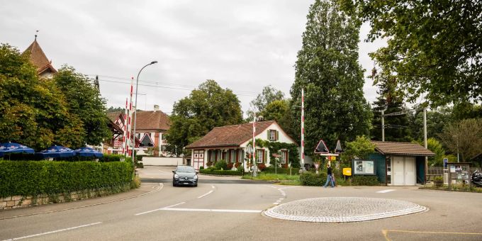 Ortseinfahrt zur Gemeinde Kaiserstuhl. Ortseinfahrt zur Gemeinde Kaiserstuhl.