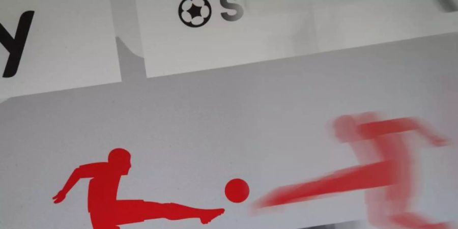 Die Deutsche Fussball Liga hat für den 26. Spieltag gleich vier Partien am Sonntag angesetzt. Foto: Frank Rumpenhorst/dpa