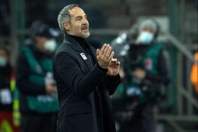 Adi Hütter macht bei Borussia Mönchengladbach schwierige Zeiten durch. Adi Hütter Borussia Mönchengladbach