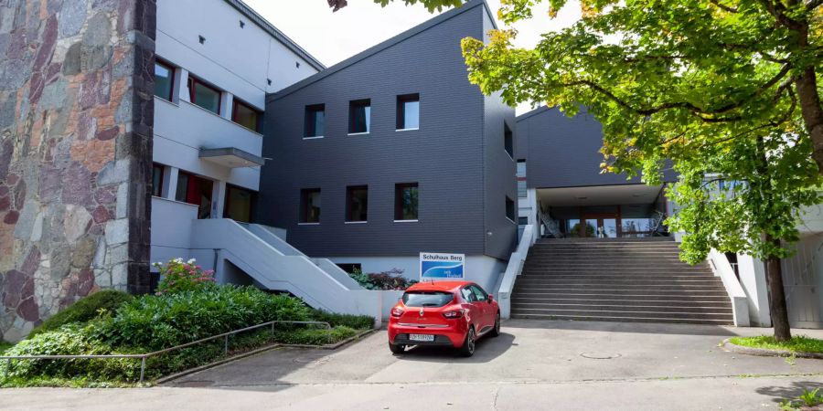 Die Mittelschule Thalwil.