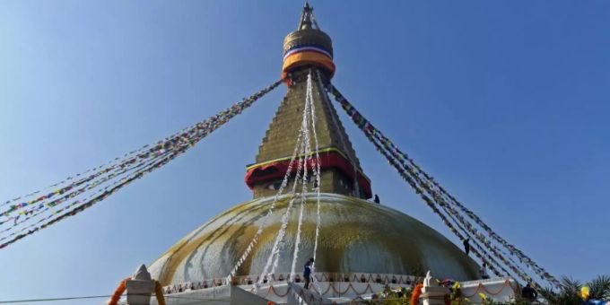 Gebetsfahnen am Boudhanath-Stupa Gebetsfahnen am Boudhanath-Stupa