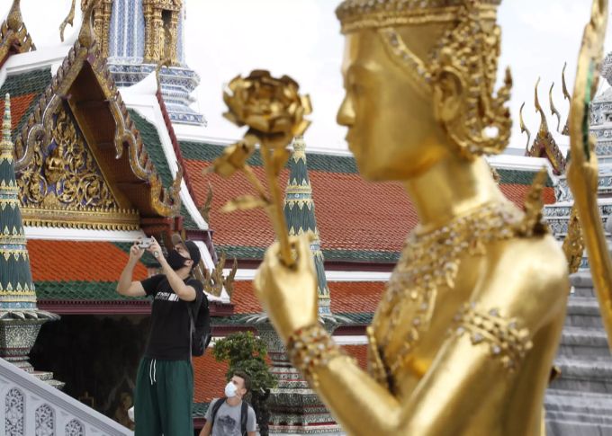 Thailand ist wirtschaftlich stark vom Tourismus abhängig. Deshalb öffnet es vor Weihnachten noch seine Grenzen. thailand coronavirus
