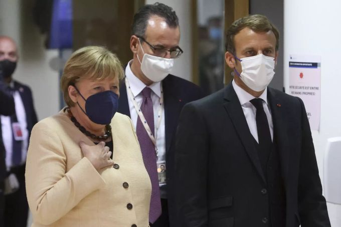 Angela Merkel und Emmanuel Macron in Brüssel. Brüssel Merkel