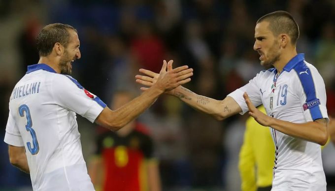 Giorgio Chiellini (l.) und Leonardo Bonucci werden einsatzfähig sein. Schweizer Nati