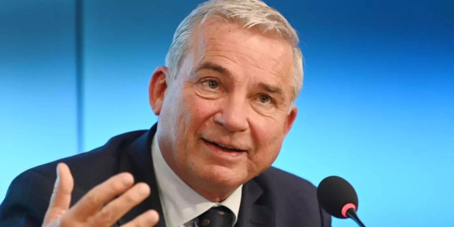 Der neue Vorsitzende der Innenministerkonferenz, Thomas Strobl, sieht auch nach dem Ende des Abschiebestopps nach Syrien hohe Hürden für Rückführungen in das Bürgerkriegsland. Foto: Marijan Murat/dpa