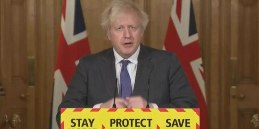 Regierungschef Johnson sprach von «einigen Hinweisen», dass die Variante tödlicher sei als die bislang vorherrschende. Foto: Pa Video/PA Wire/dpa