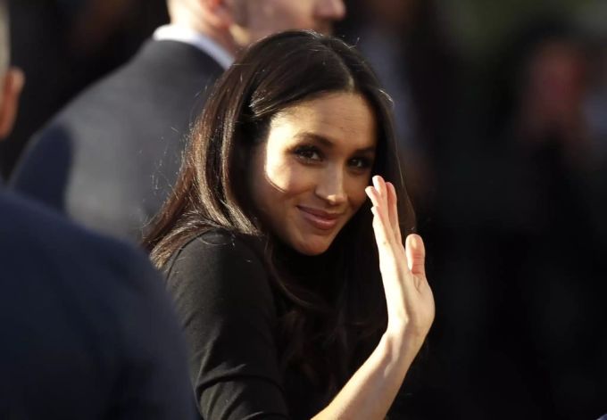 Herzogin Meghan Markle hat das Nachsehen. Offenbar sollte der Saphir-Ring ihr gehören. meghan markle