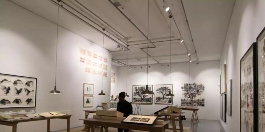Exponate des Künstlers William Kentridge sind im Zeitz Museum für zeitgenössische Kunst in Afrika (Zeitz MOCAA) ausgestellt. Foto: Kristin Palitza