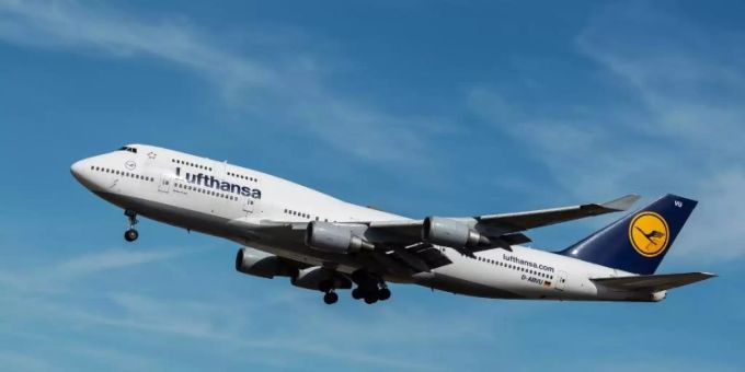Bald soll auch wieder ein Airbus von Lufthansa mit First Class in die Luft steigen. (Symbolbild) Lufthansa